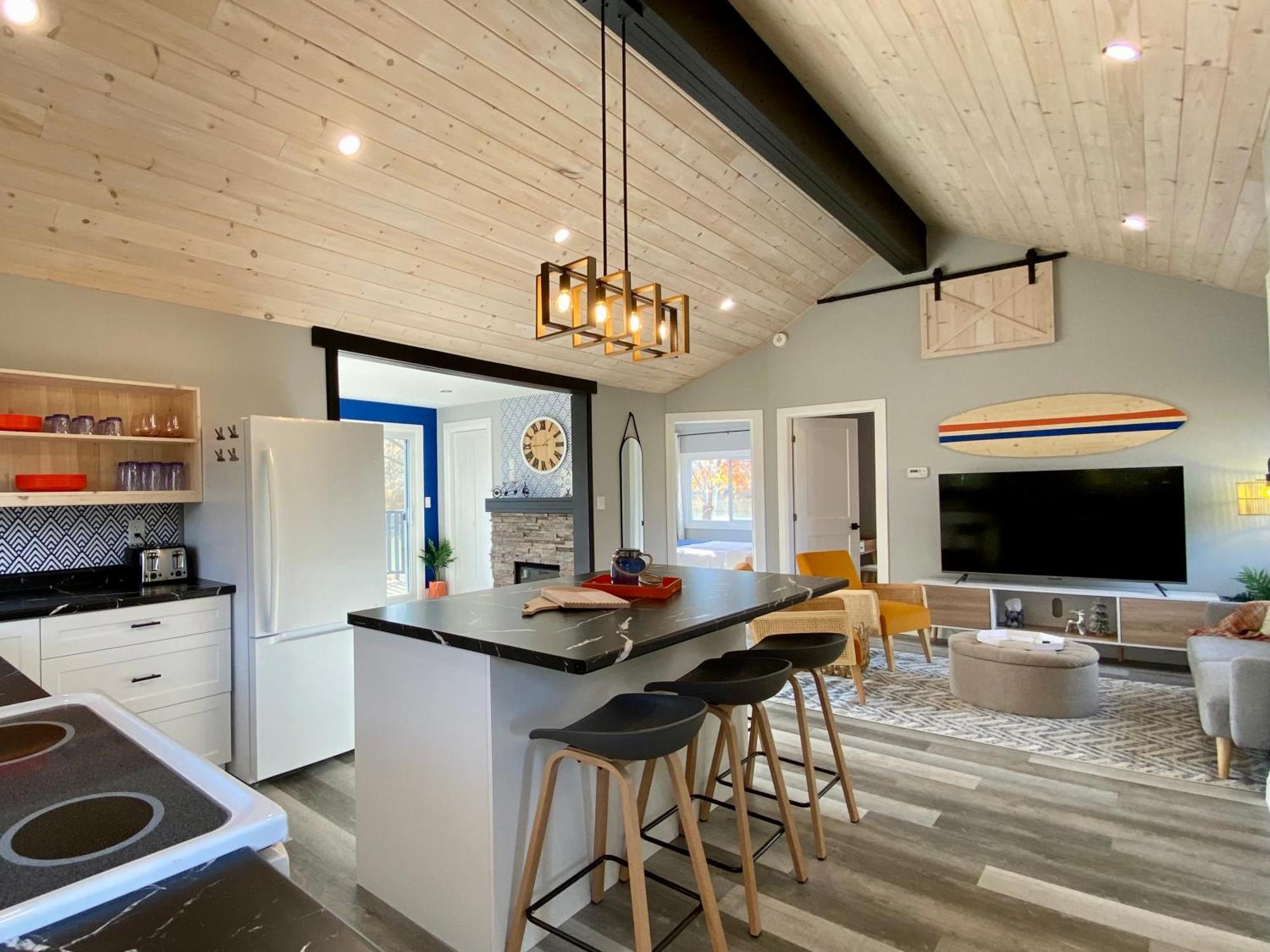 Creekside Cottage - Kayak, Sup, Fishing, Game Room, Steps To The Beach Kingsville Εξωτερικό φωτογραφία